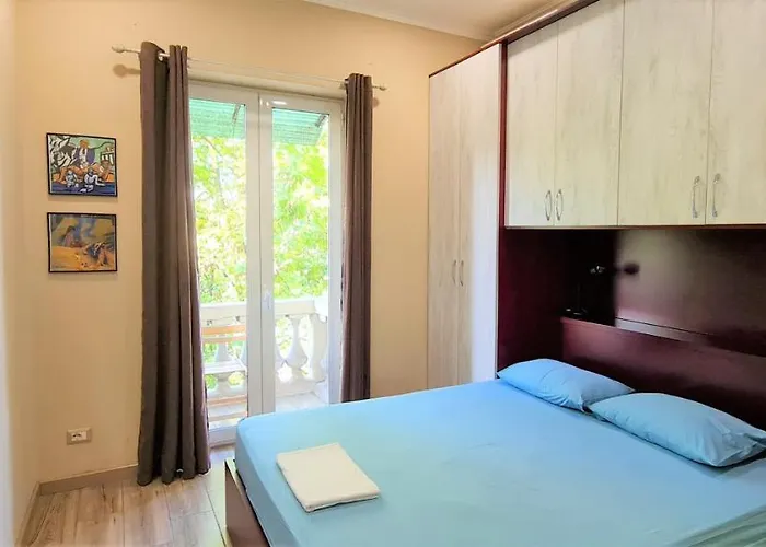 2v1 - Blloku Mac Apartment Tirana